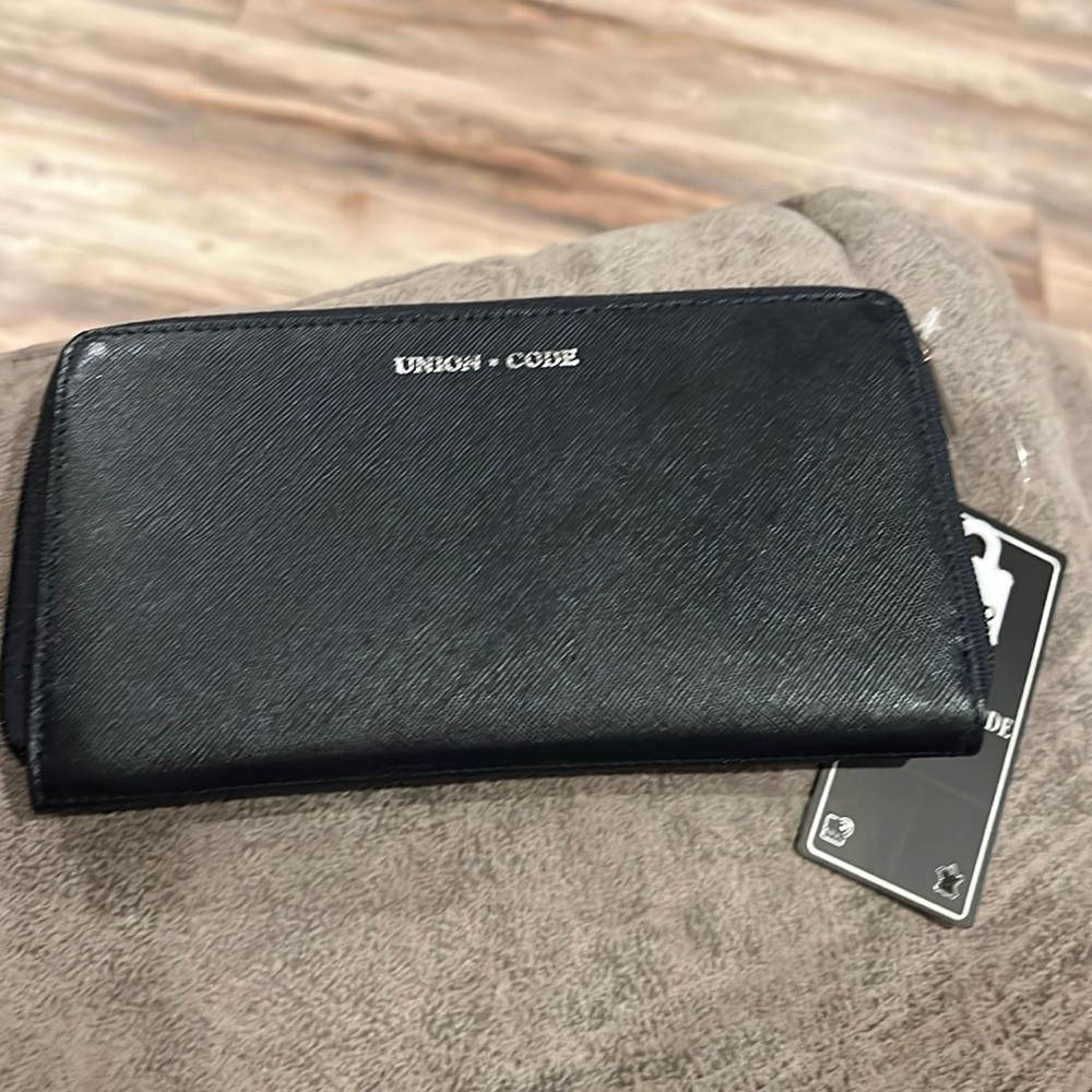 Union Code Black Genuine Leather RFID Protected Women's Wallet